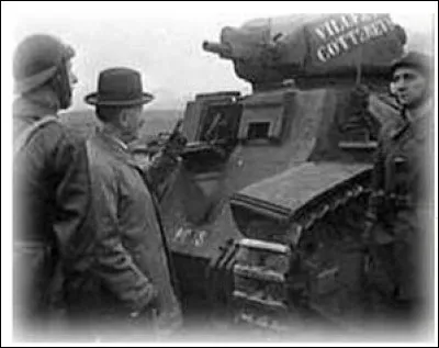 Quel militaire français s'y illustre ?