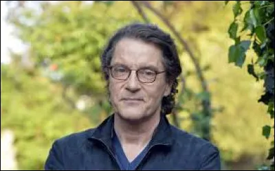 "Le Lundi au Soleil" est une chanson de Francis Cabrel.