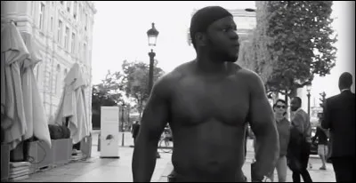 À quoi fait référence le titre "Wilson" de Ol Kainry ?