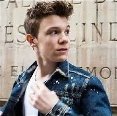 Retrouvez les paroles manquantes de la chanson "Maylin" : 
"Je ne suis plus à bord
Si tu me donnes .......................
Un moyen de comprendre ce qui t'effraie
Oh oh, oh oh
En moi la flamme sera toujours à gagner
J'essais seulement de pas te brûler".