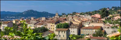 Ville de 13 000 habitants du département du Var, située dans l'ouest de l'agglomération toulonnaise :