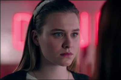 Comment s'appelle la sur de Betty Cooper ?