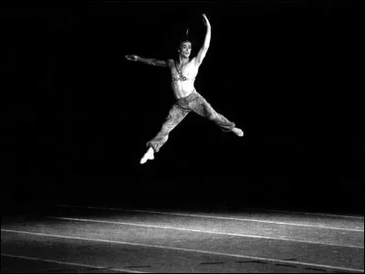 Donne le nom de ce célèbre danseur :