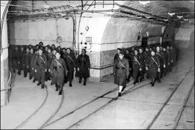 La ligne Maginot, ligne de fortifications construite le long de la frontière avec l'Allemagne, a été évitée par l'offensive allemande de mai : que devient-elle ?