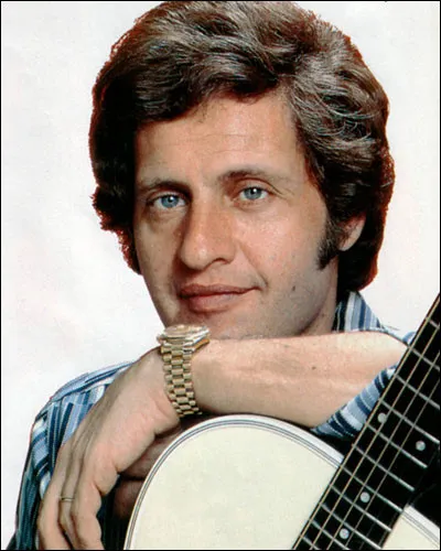 Dans l'une de ses chansons de 1969, où Joe Dassin est-il parti siffler ?