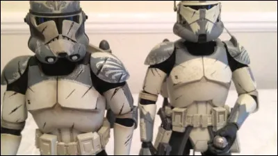 Quel est le logo de la 104e Légion commandée par Plo Koon ?