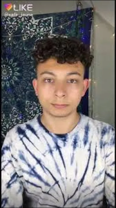 Comment s'appelle ce tiktokeur ?