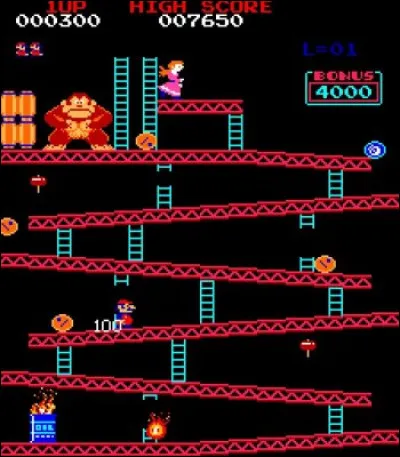 Quelle était l'arme de Jumpman, ancêtre de Mario, dans le jeu "DK" ?