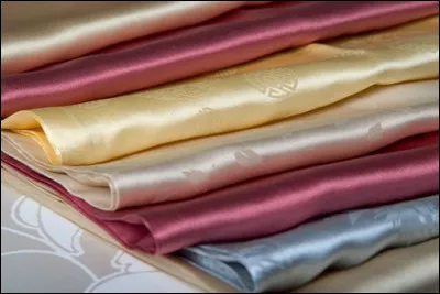 Quelles sont les qualités de la soie ?