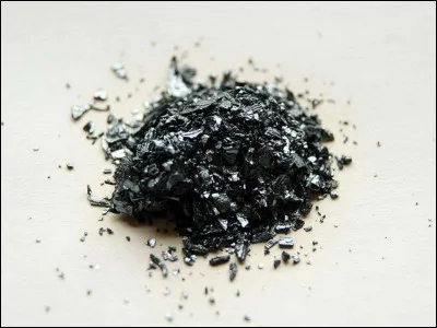 Du grec "ioeidès" signifiant violet (couleur de ses vapeurs), comment s'appelle l'élément chimique de symbole I ?