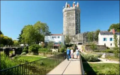 Ville Mariligérienne, Oudon se situe en région ...