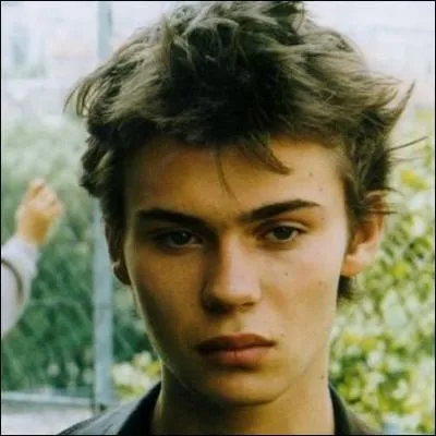 Robinson Stvenin, 'fils de... ', a le don de choisir des rles droutants, profonds et souvent torturs. Dans quel film ne l'a-t-on jamais aperu ?