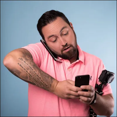 Comment s'appelle le mari de Roxane ?