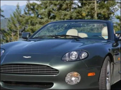 Quel est le modèle de cette Aston Martin ?
