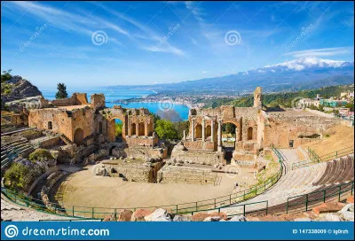 Je pense que je vais abandonner. Il est trop bien caché, ce Pierrot. 
Avez-vous une idée ? Si oui, il est où ?