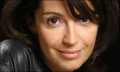 Qui est cette réalisatrice de la comédie dramatique ''Se souvenir des belles choses'' ?