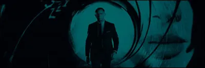 Quel film de la saga "James Bond" sorti en 2012, a été récompensé de l'Oscar de la meilleure chanson originale interprétée par Adèle ?