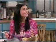 Quelle est la particularit� du voisin en face de l'appartement de Monica ?