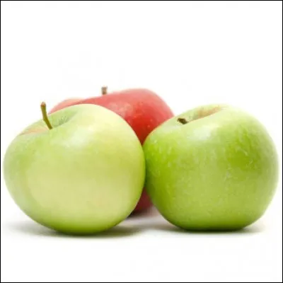 À quelle famille de fruits la pomme appartient-elle ?