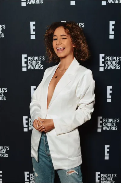 Comment s'appelle son petit frère ?