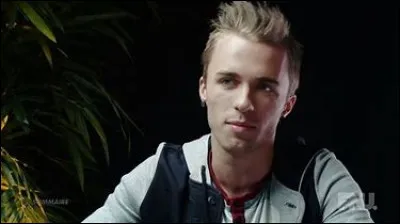 Comment s'appelle son meilleur ami ?