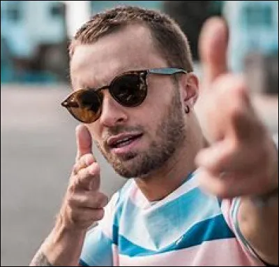 Sur quoi sont basées ses vidéos ?