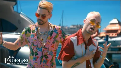 Comment s'appelle son clip de l'été ?