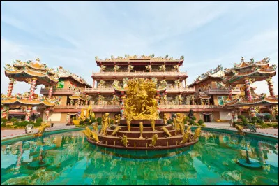 Où se situe le Palais de Chonburi construit au XVIIe siècle ?