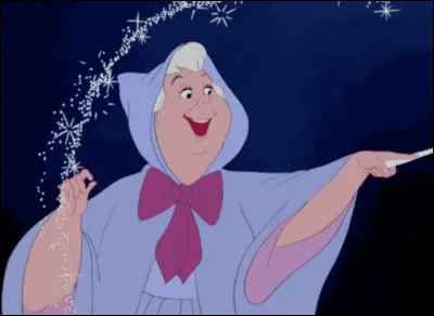 Je suis l'amie d'une princesse et j'ai transformé une citrouille en carrosse.
Qui suis-je ?