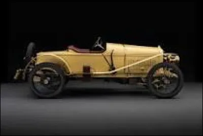 Quelle est cette voiture de sport de 1912, qui était une des plus chères du monde et l'une des meilleures par ses qualités mécaniques et son style ?