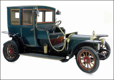 Quelle est la marque de ce coupé-limousine de 1912, qui participait avec beaucoup de succès aux courses automobiles de l'époque ?