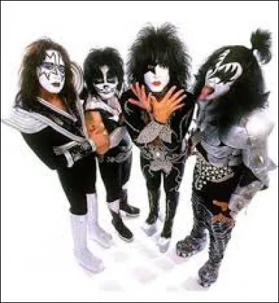 Paul Stanley est le chanteur du groupe de rock Kiss.