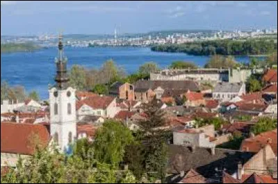 La capitale de la Serbie est la ville de Belgrade.