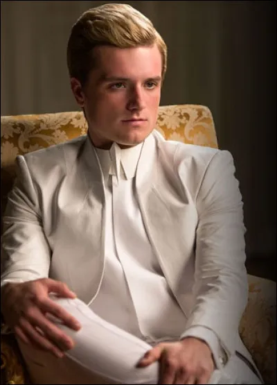 Hunger Games 3 (part.1) : Lors de quelle interview Peeta prévient-il Katniss et le District 13 d'une attaque imminente du Capitole ?