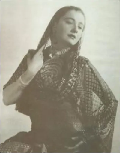 D'où Hekmet Fahmy est-elle originaire ?