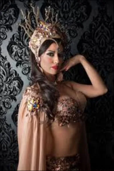 Rajaa Dussart est originaire de quel pays ?