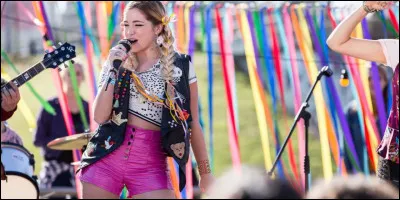 Qui est le père de Mia ?