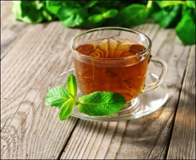 Passons au dessert ! Mais impossible de parler des p&acirc;tisseries orientales sans parler de leur c&eacute;l&egrave;bre th&eacute;. Quel est ce th&eacute; ?