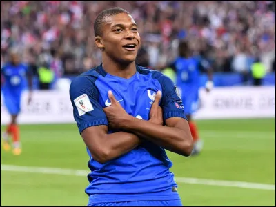 Meilleur jeune joueur du Mondial 4 : buts marqués.
Je joue au PSG. Qui suis-je ?