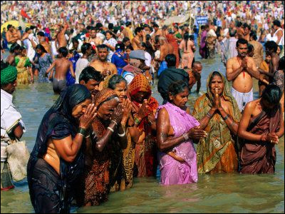 De quelle religion majoritaire en Inde, le shivaïsme et le vishnouisme sont-ils des courants ?