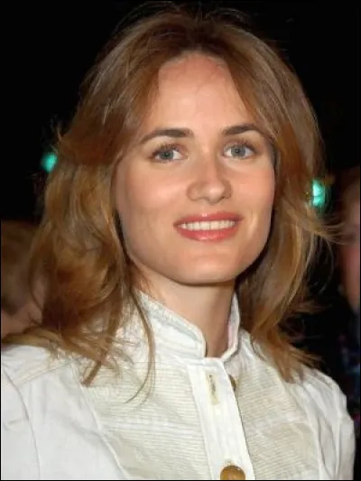 Cette actrice, qui a joué dans "L'Auberge espagnole", "Ridicule","France Boutique" , "Potiche", se prénomme ...
 ...