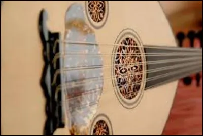 Qui a chanté "Youm Wara Youm" dans les années 2000, une chanson idéale lors d'une fête ou d'un mariage ?