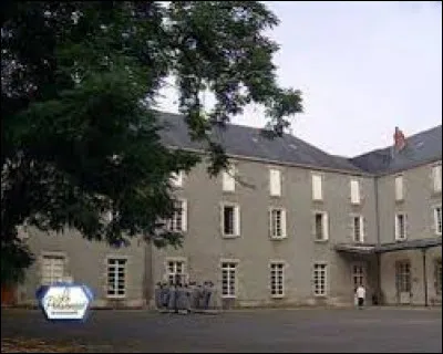 Jusqu'en quelle année les pensionnaires vont-ils remonter le temps ?