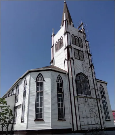 Nous continuons et nous arrivons en Guyana, nous sommes à Georgetown. Quel est le nom de cette imposante cathédrale anglicane bâtie par les Britanniques tout en bois ?