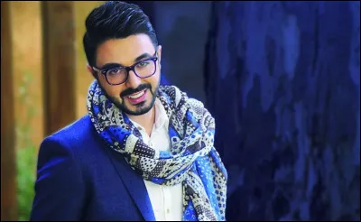 Combien de vues la chanson "Tsunami" de Ahmed Chawki a-t-elle environ ?