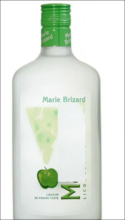 Quelle est cette liqueur de pomme verte, originaire du pays basque espagnol ?