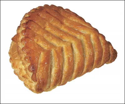 Quelle est cette pâtisserie à base de pâte feuilletée et de compote de pomme ?