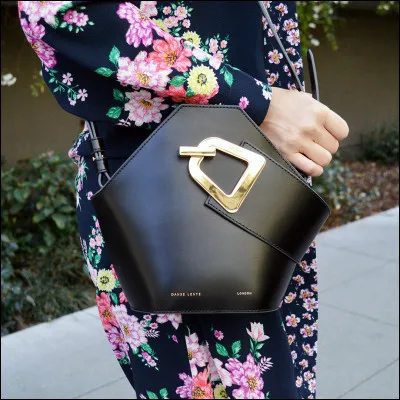 Comment est la tenue de danse orientale ?