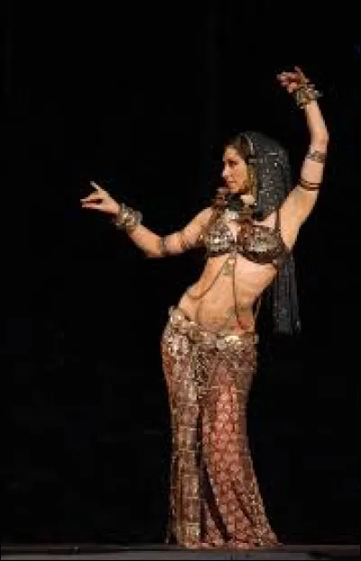 En arabe, comment cette danse est-elle appelée ?