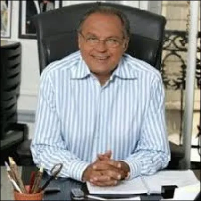 Qui est le nouveau directeur de cette promotion ?